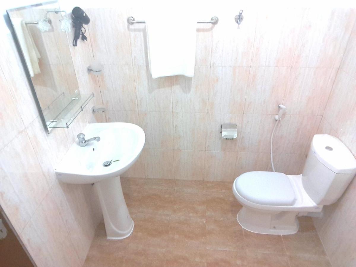 Mango Villa Hikkaduwa Buitenkant foto