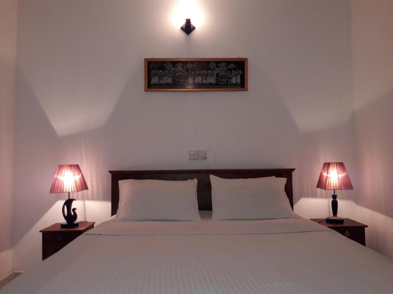 Mango Villa Hikkaduwa Buitenkant foto