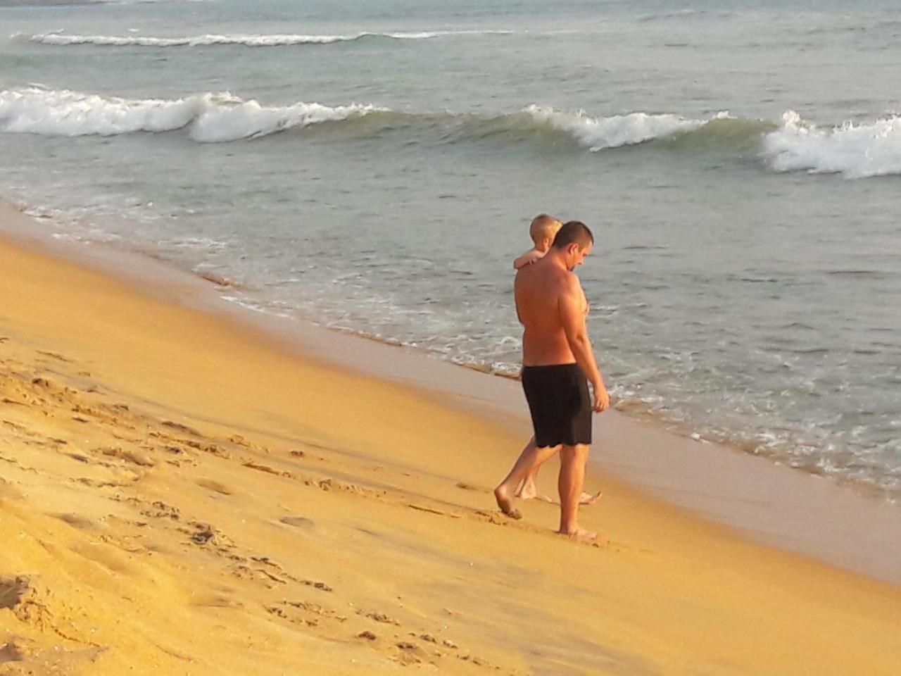 Mango Villa Hikkaduwa Buitenkant foto